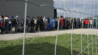 „Самоубийството на Европа“: Новият пакт за миграцията влезе в сила в ЕС