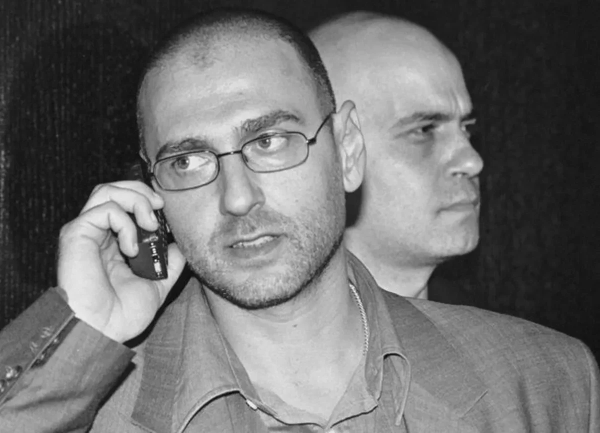 Защо Слави не изпрати Любен Дилов-син в последния му път