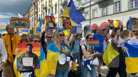 Родители рискуват до 5 г. затвор, ако се опитат да разубедят детето си да не си сменя пола