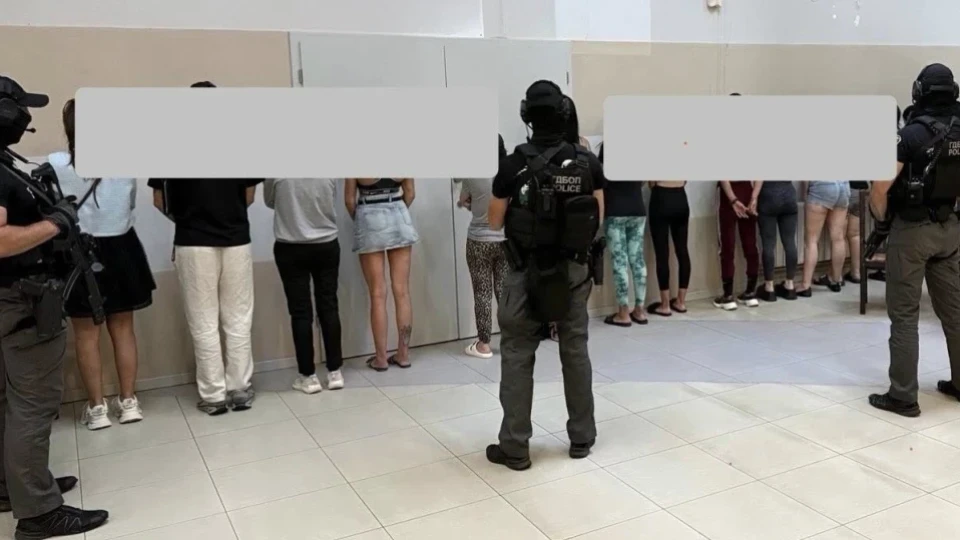 „Ще ви изселим от Ботунец, ще ви убием" крещяла на свидетелка жената на единия от "Калашниците"