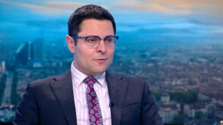 Пулев се врече да разкрие шашмите на веригите