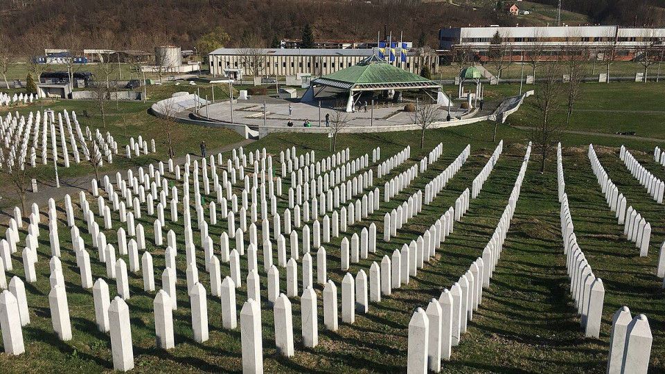 Днес е 11 юли - да помним Сребреница 🇧🇦