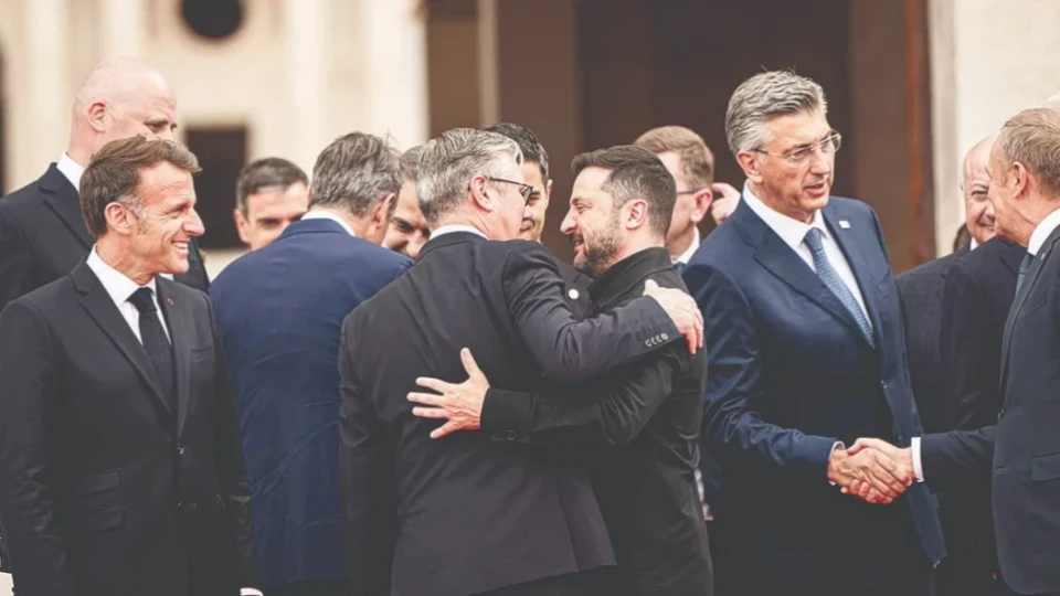 Джорджа Мелони срещу Еманюел Макрон за Украйна