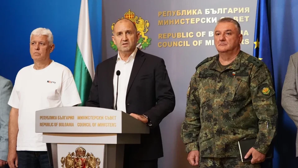 Радев: Дрон е нахлул в българското въздушно пространство тази сутрин, няма пострадали