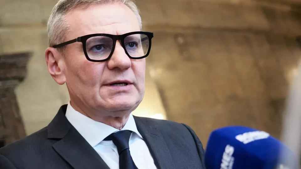 Милошев: Клипът, заснет пред паметника на Асеневци, е грубо погазване на историческа памет