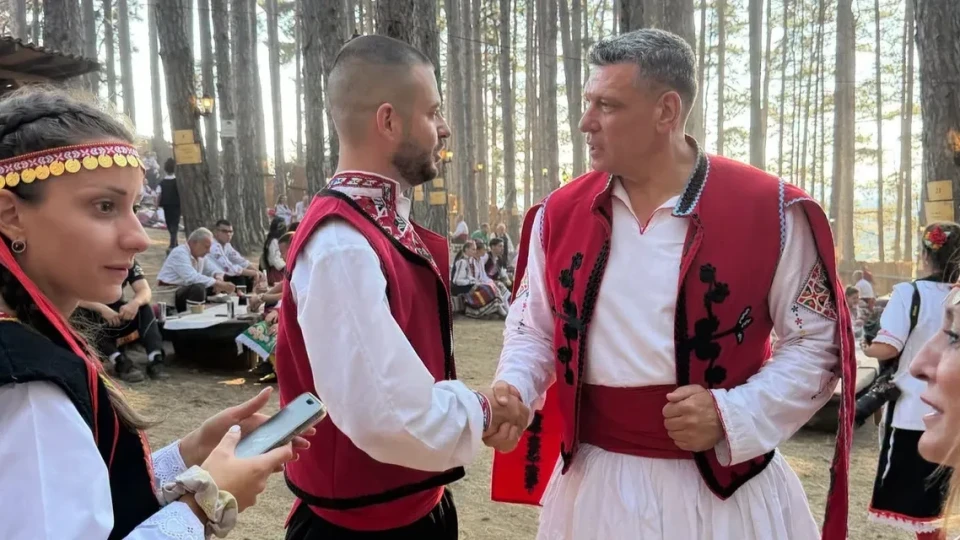 ХАЙДУК С ВЪЗДУШНА ВЪЗГЛАВНИЦА, ИЛИ КАК ДА СТАНЕШ ВИЦЕПРЕЗИДЕНТ  турлюгювеч