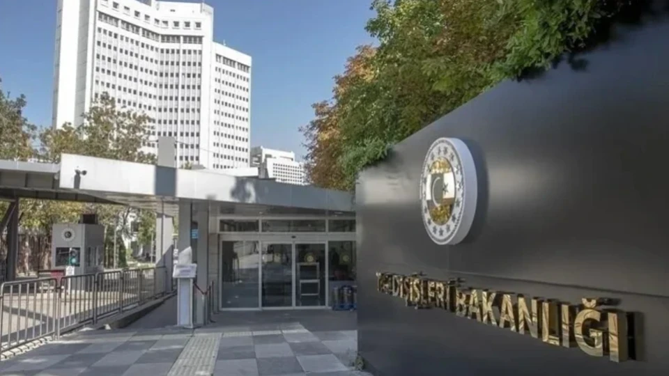Анкара привика украинския посланик заради атаките срещу кораби в Черно море