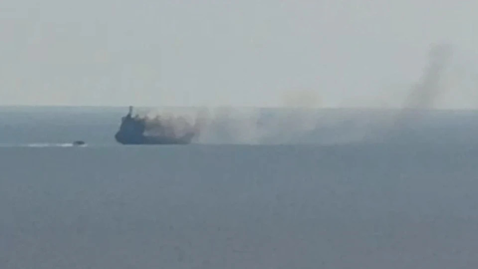 Русия удари два кораба в Черно море, превозващи провизии за украинските въоръжени сили