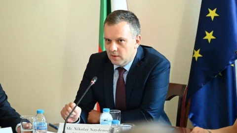 Дисциплинарки срещу трима нотариуси заради „Баба Алино“