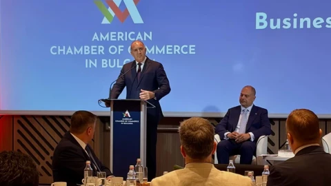 Радев: България ще се развива като демократична и европейска държава, олигархията вече не диктува по телефона