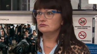 Ученици удряха в гърба, скубаха и драха контрольорка в рейса