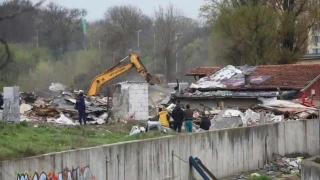 Гетото започва с празното пространство: Кой си тръгва, преди някой друг да го заеме?