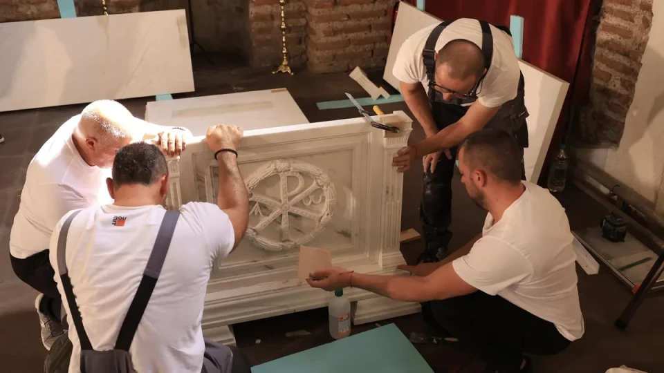 В "Света София" сглобяват саркофага, в който ще бъдат положени тленните останки на цар Самуил