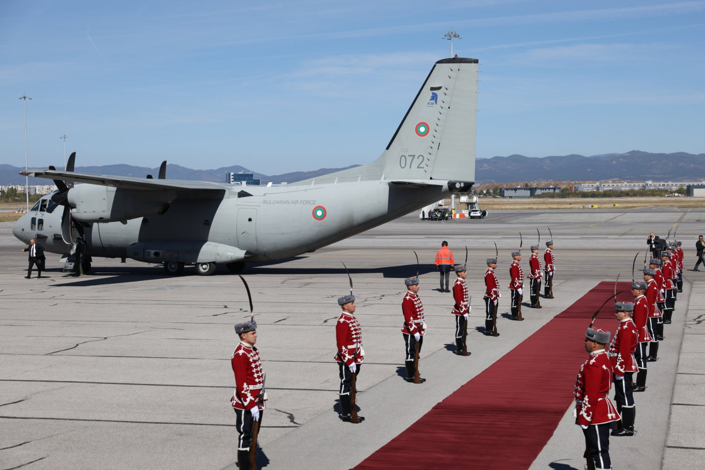 Последният път на Самуил: Царят вече е у дома (видео/снимки)