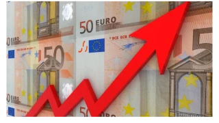 Влакчето на ужасите набира скорост. Време е за смяна на посоката