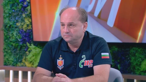 Десетки сигнали за бомбени заплахи на телефон 112 днес