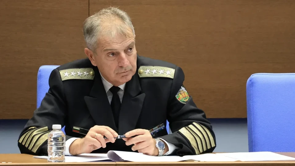 Адм. Емил Ефтимов за атаката край Калиакра: Дроновете дойдоха от изток